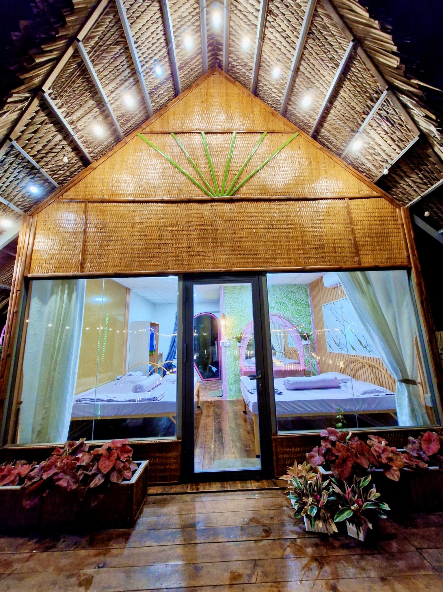 Gallery 8