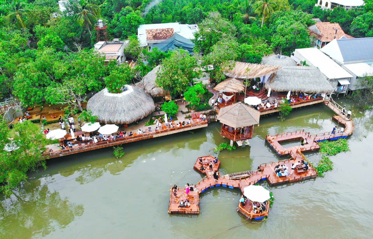 Điểm du lịch sinh thái dìa quê Ngoại (GARDEN VILLE Vân Trang)
