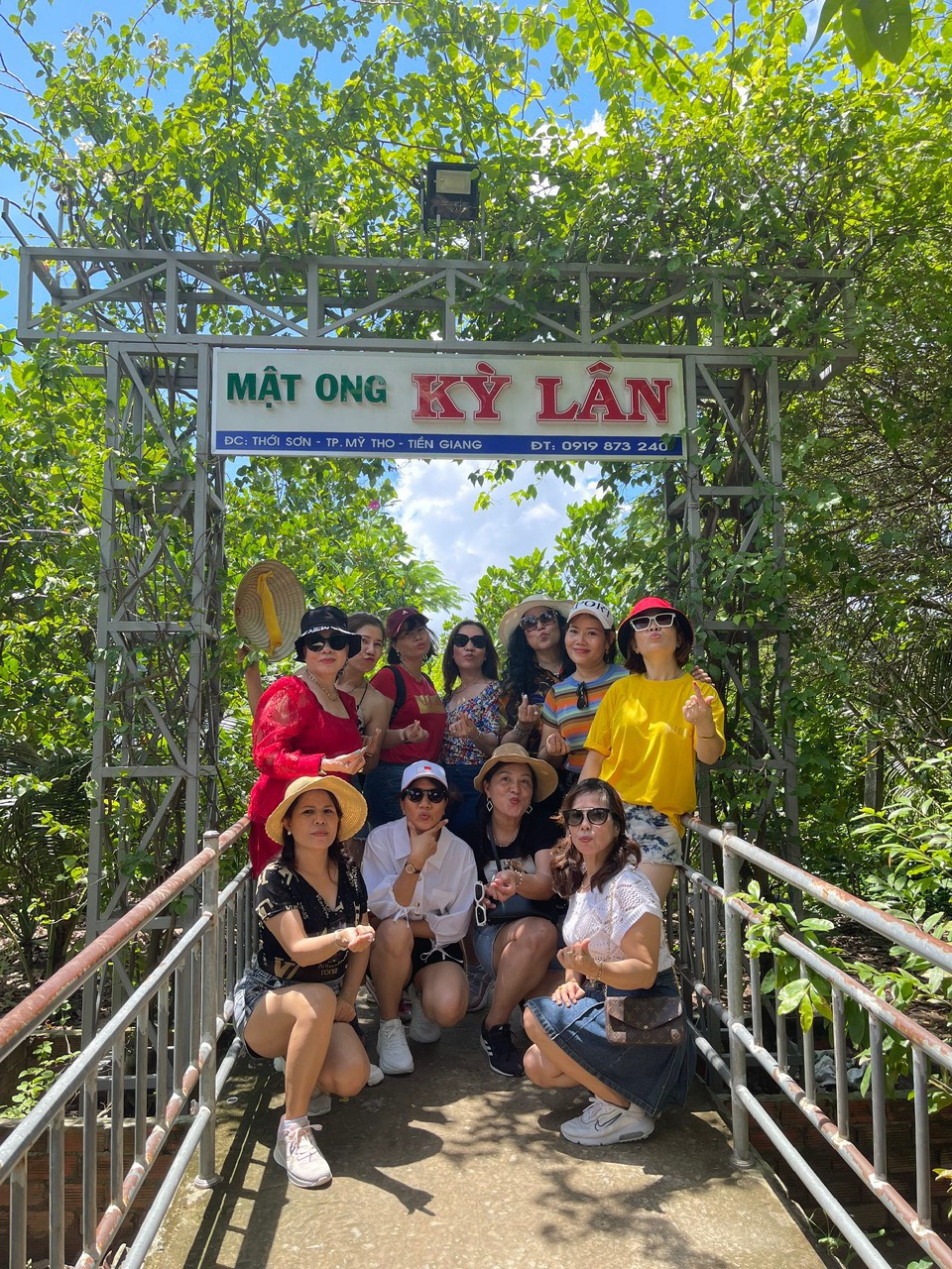 Điểm du lịch mật ong Kỳ Lân