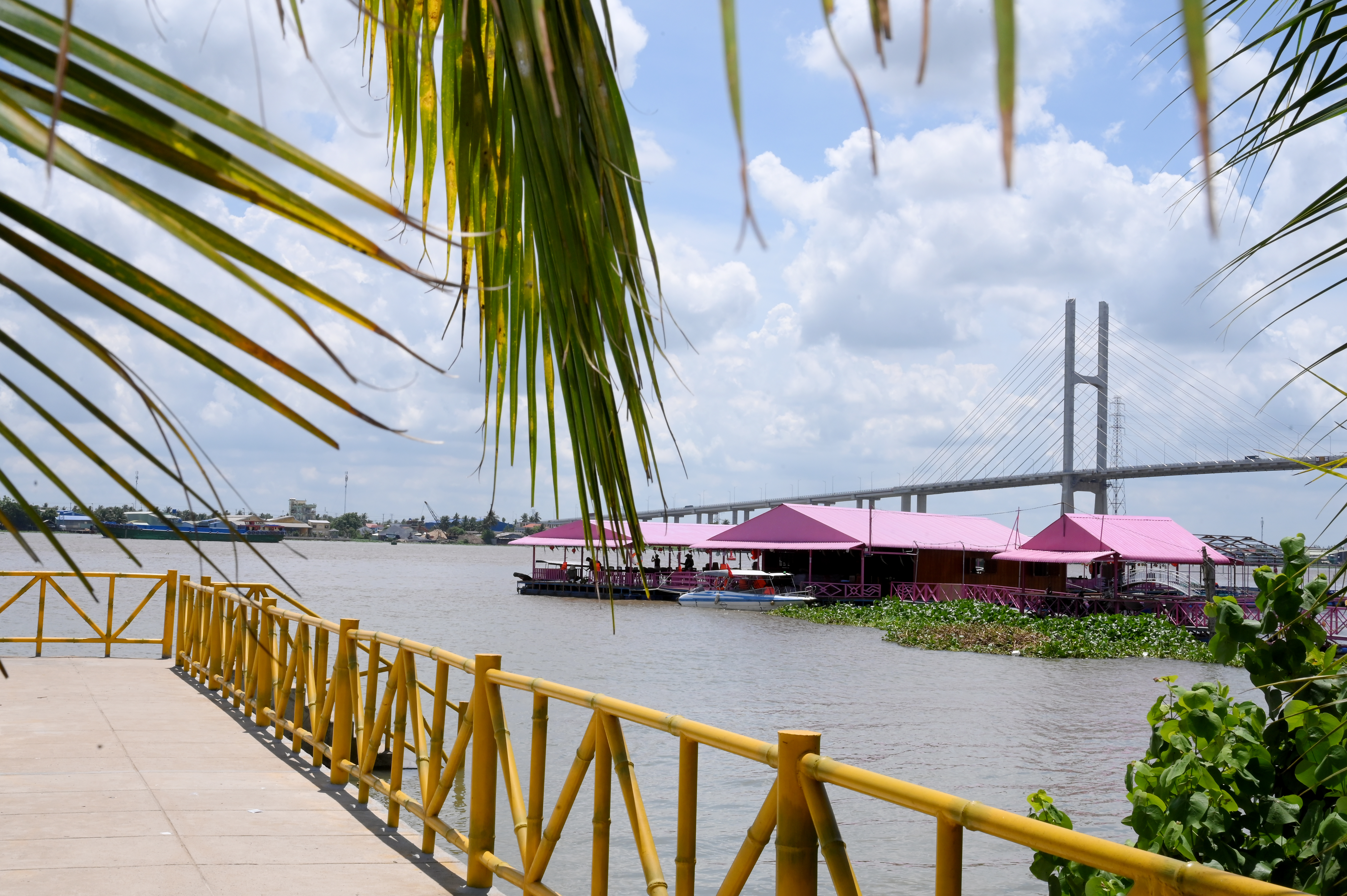 Nhà Vườn Long Sơn